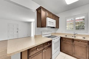1074 Nw 13th St 155c, Boca Raton