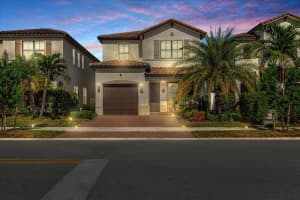 9872 W 34th Ln, Hialeah