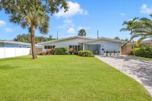 2020 NE 34th Ct, Lighthouse Point, FL 33064 Sold 10/10/25