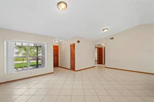 341 NW Curry St, Port St Lucie, FL 34983 - MLS#F10518427