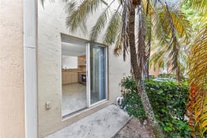 7901 NW 6th St 103, Pembroke Pines, FL 33024 Sold 11/05/25