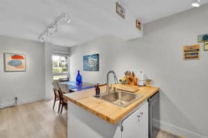 670 Kensington Pl 5B, Wilton Manors, FL 33305 - MLS#F10518438