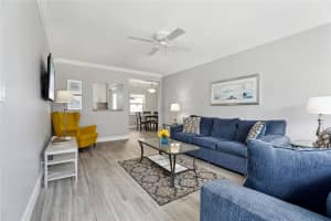 315 Van Buren St 205B, Hollywood, FL 33019 - MLS#F10518446