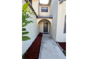 7427 NW 34th St 7427, Lauderhill, FL 33319 - MLS#F10518449