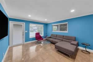 2108 NE 11th Ave, Wilton Manors, FL 33305 - MLS#F10518456