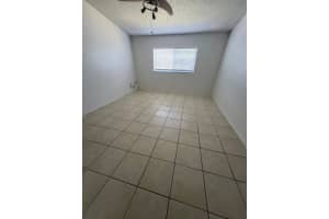 MLS# F10518457, Hollywood, Florida 33021