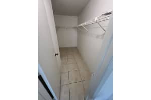MLS# F10518457, Hollywood, Florida 33021