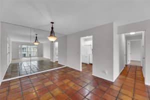 6295 Bay Club Dr 4, Fort Lauderdale, FL 33308 - MLS#F10518476