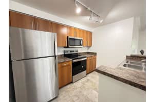 5800 W Sample Rd 208, Coral Springs, FL 33067 - MLS#F10518478