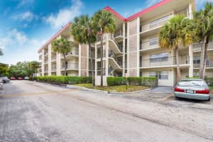 3000 Nw 48th Ter 423, Lauderdale Lakes