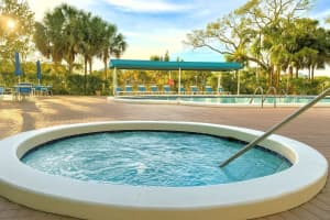 4001 Hillcrest Drive, Hollywood, FL 33021 - MLS#F10518504