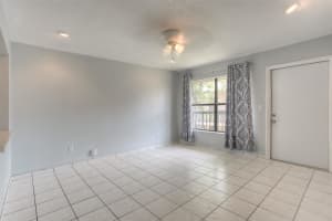 2500 W 67th Pl 22-26, Hialeah, FL 33016 - MLS#F10518538