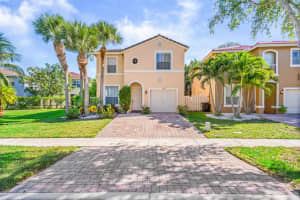 4243 Lake Tahoe Cir, West Palm Beach, FL 33409 - MLS#F10518542