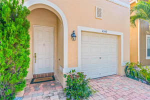 4243 Lake Tahoe Cir, West Palm Beach, FL 33409 - MLS#F10518542