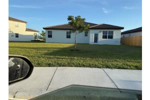 2325 29th Court, Homestead, FL 33035 - MLS#F10518554