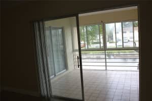 4240 Nw 21st St 134, Lauderhill