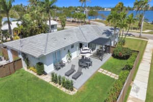 800 Polk St, Hollywood, FL 33019 - MLS#F10518579