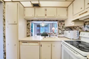 9450 Poinciana Pl 310, Davie, FL 33324 Sold 11/07/25