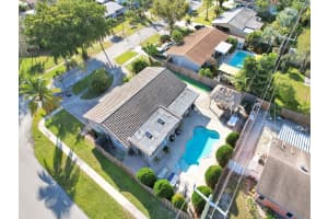 1301 SE 2nd Ter, Deerfield Beach, FL 33441 - MLS#F10518600