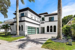 17849 Villa Club Way, Boca Raton