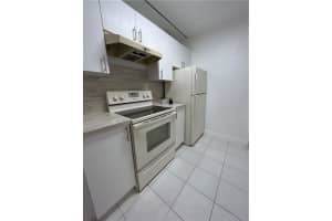 185 Fanshaw E, Boca Raton, FL 33434 - MLS#F10518625