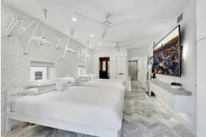 124 11th Street, Miami Beach, FL 33139 - MLS#F10518627