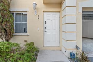 190 SE 2nd St, Deerfield Beach, FL 33441 - MLS#F10518650