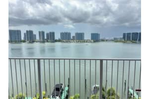 17800 N Bay Rd 704, Sunny Isles Beach, FL 33160 - MLS#F10518670