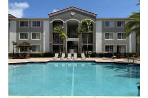 6831 Sw 44th St 312, Miami