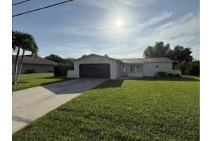 525 SE 11th Ct, Cape Coral, FL 33990 - MLS#F10518695