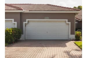 2491 Aragon Blvd 2, Sunrise