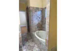 1200 NE 5th St, Pompano Beach, FL 33060 - MLS#F10518736