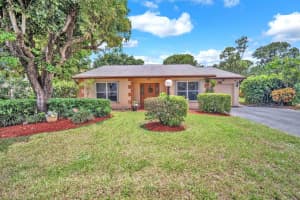 6104 Rainbow Circle, Greenacres, FL 33463 - MLS#F10518742