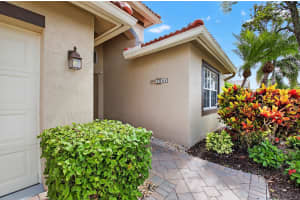 5891 Royal Isles Blvd, Boynton Beach, FL 33437 - MLS#F10518745