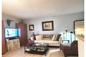 804 SE 7th St 101, Deerfield Beach, FL 33441 - MLS#F10518763