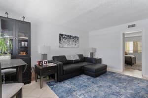 2660 NE 8th Ave 105, Wilton Manors, FL 33334 - MLS#F10518777