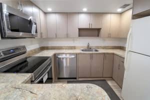 3300 W Rolling Hills Cir 503, Davie, FL 33328 - MLS#F10518808