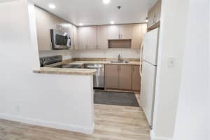 3300 W Rolling Hills Cir 503, Davie, FL 33328 - MLS#F10518808