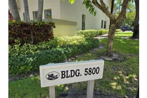5800 Coach House Cir D, Boca Raton, FL 33486 - MLS#F10518827