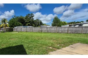 2363 N 2nd Pl, Vero Beach, FL 32962 - MLS#F10518841