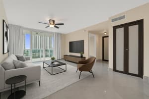 31 SE 5 1807, Miami, FL 33131 - MLS#F10518859