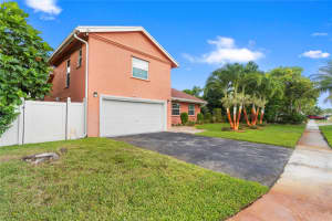 7527 SW 7th Court, North Lauderdale, FL 33068 - MLS#F10518889