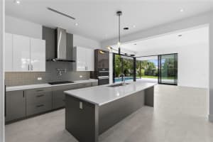 2500 Middle River Drive, Fort Lauderdale, FL 33305 - MLS#F10518900