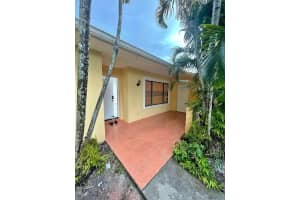 4704 Cherry Rd 4704, West Palm Beach