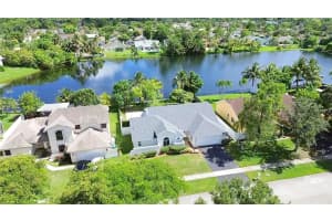 7360 Nw 54th St, Lauderhill