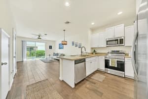 374 SE 1st Dr 374, Deerfield Beach, FL 33441 Sold 10/10/25