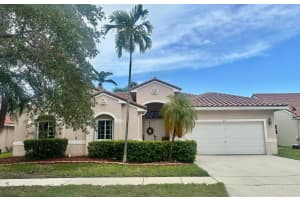 345 Sw 188th Ave, Pembroke Pines