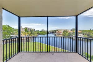 7 Royal Palm Way 4080, Boca Raton