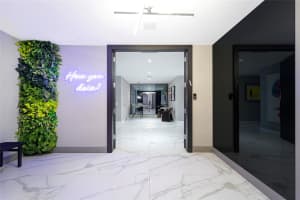 18975 Collins Avenue, Sunny Isles Beach, FL 33160 - MLS#F10519019