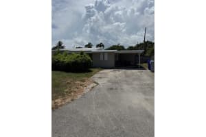 2633 NE 15th Ave, Pompano Beach, FL 33064 - MLS#F10519049